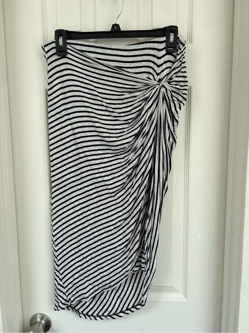 Popular Basics Black & White Striped Knot-Detail Midi Skirt